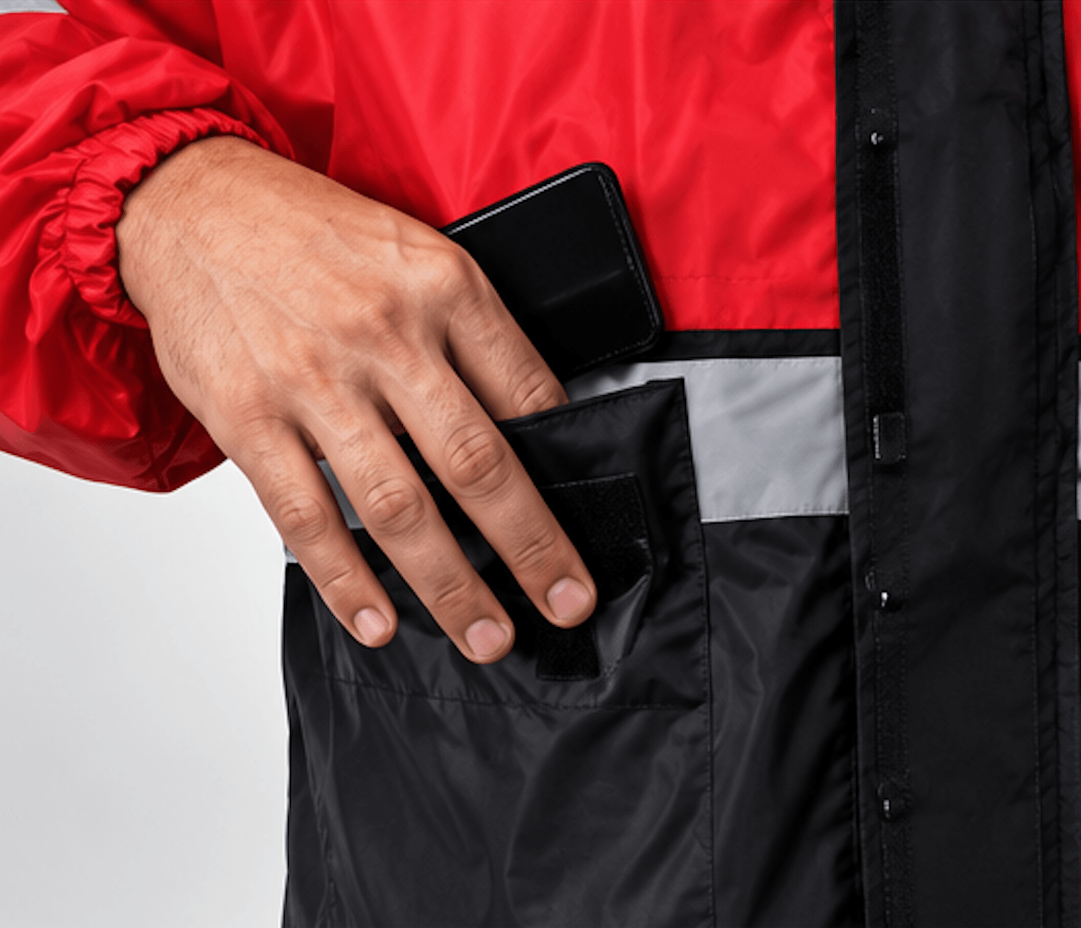Bolso interno e externo em conjunto de proteção vermelho e preto